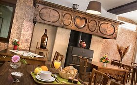 Logis Hotel Restaurant Du Commerce